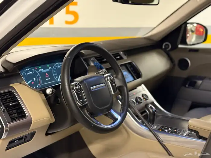 رنج روفر سبورت 2015 نظيف جدا 9