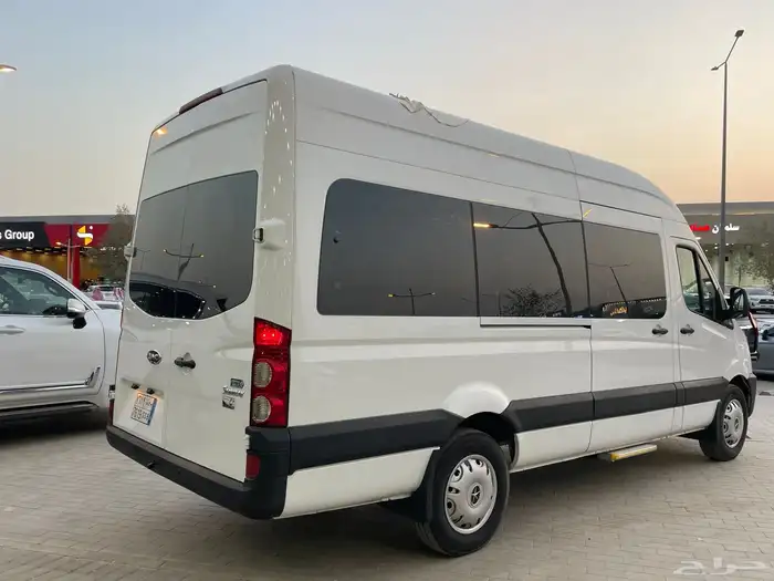 باص فان جاك 2023 سقف عالي - سعودي 16راكب( ديزل) 4سلندر 4