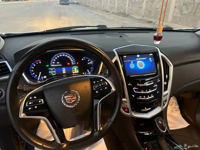 للبيع كاديلاك نظيف 6