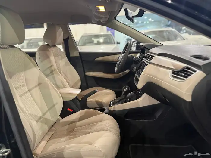 ام جي 5 MG 2023 13