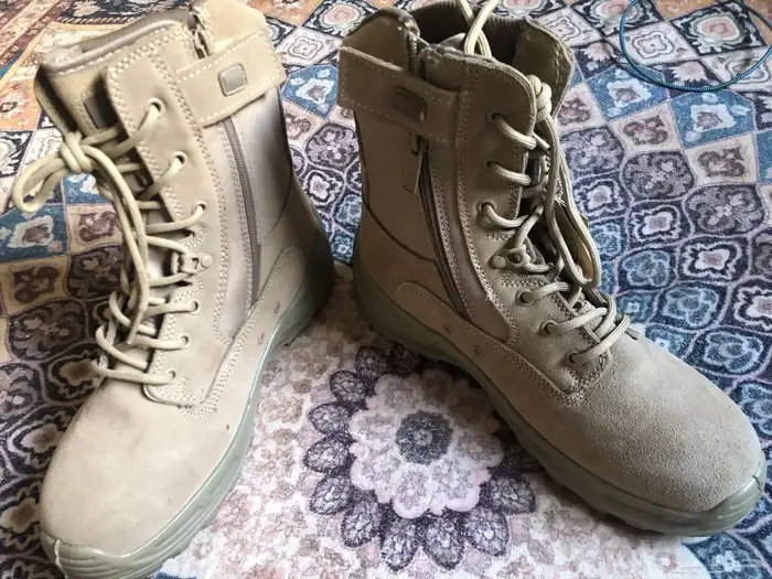 بسطار عسكري مقاس 43 0