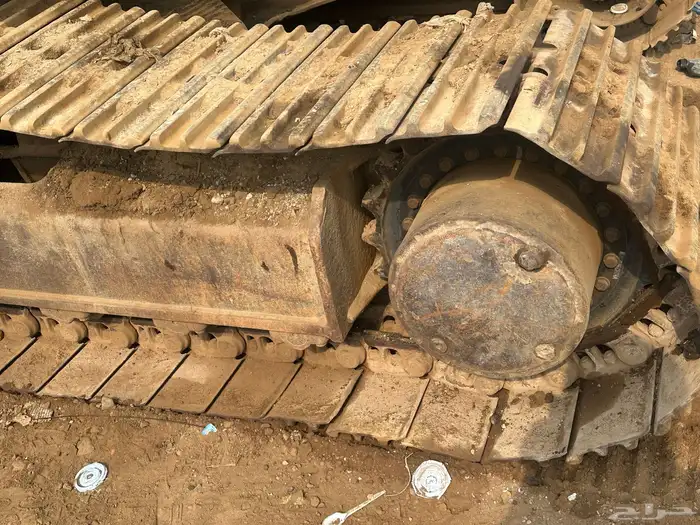 للبيع جنازير بوكلين نظيفه الصامل يتواصل خاص او واتساب. 056 0