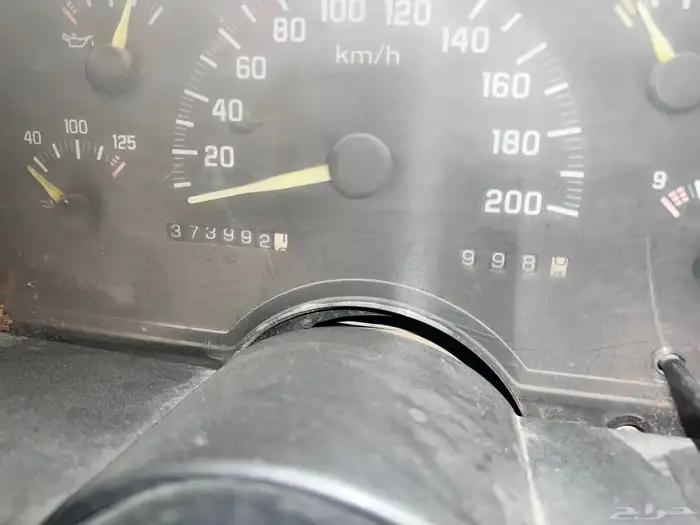 جي ام سي موديل 1992 اسود بدي نظيف 4