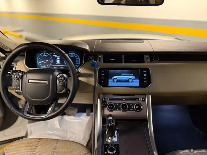 رنج روفر سبورت 2015 نظيف جدا 10