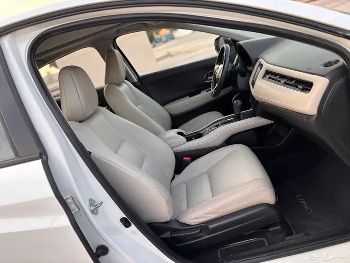 هوندا HRV 2020 فل كامل 17