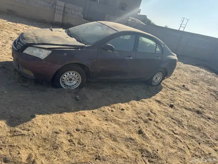 سيارة جيلي اي سي 7 4