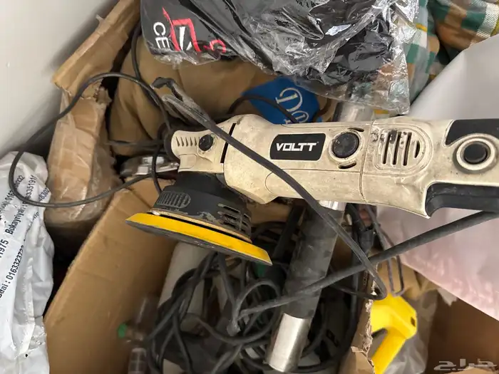 محل تلميع سيارات متكامل مع السجل والعمالة 16