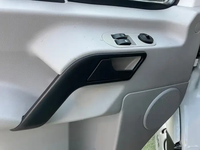 باص فان جاك 2023 سقف عالي - سعودي 16راكب( ديزل) 4سلندر 9