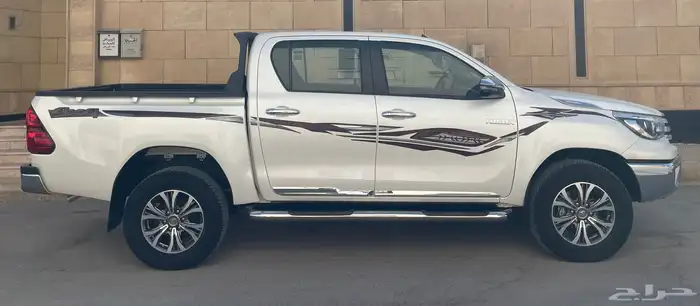 تويوتا- هايلوكس-2020-فل كامل- بنزين- دبل- قير عادي 8