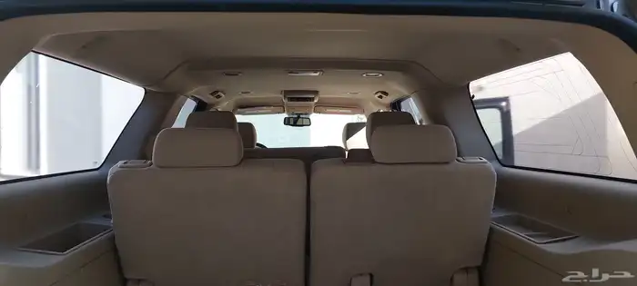 شيفروليه سوبربان طويل بني اللون موديل 2013 بحالة ممتازة. 7