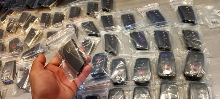 ريموتات تايوتا   لكزاز 2025 2