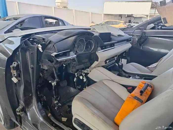 يوجد لدينا تشليح جميع أنواع السيارات 5