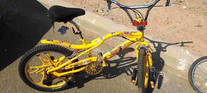 دراجة كوبرا جنط مقاس 20 مستعمل نظيف 1