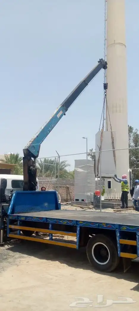 For rent a traveling crane inside Jeddah or outside Jeddah w 2