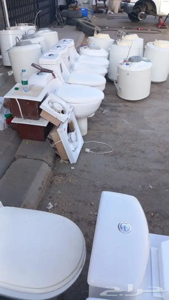 يوجد أبواب خشب وحديد ودرايش المونيا وسخانات وكراسي وخزانات 4