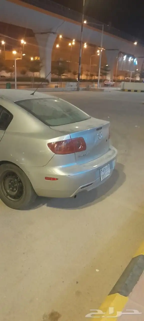 مازدا 323 2005 أوتوماتيك 5