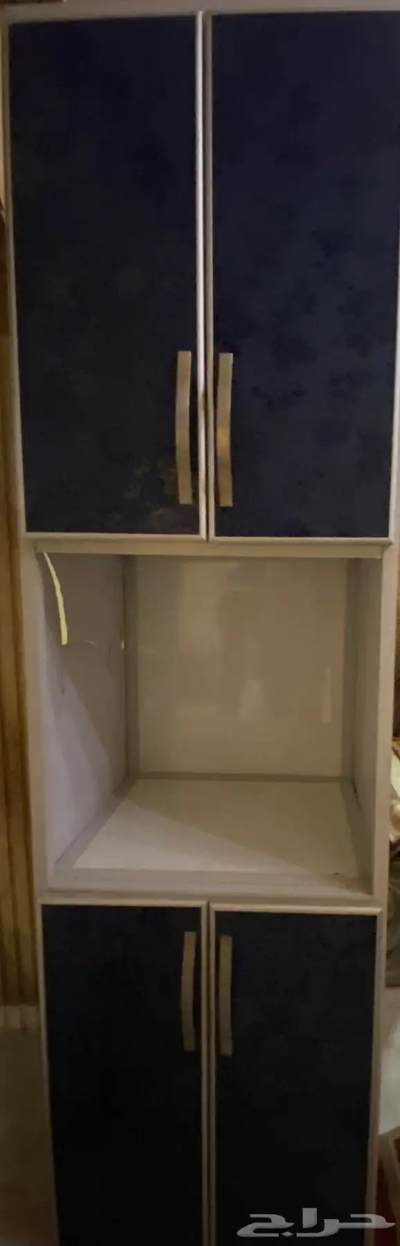 عندي دولاب المنيوم و علاقت ملابس 1