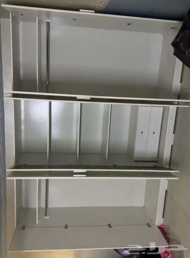 دولاب ملابس 1