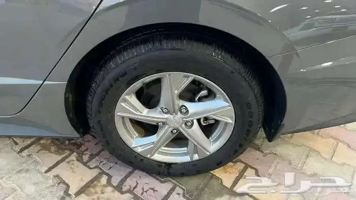 هيونداي سوناتا 2021 استاندر بنزين - 2000 سي سي 12