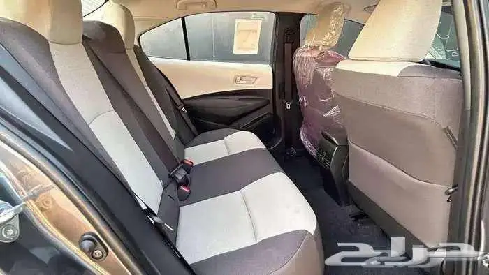 تويوتا كورولا 2025 استاندر لدى عبدالمجيد الخضر للسيارات 7