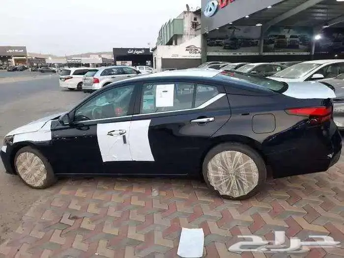 نيسان التيما نص فل SV موديل 2026 6