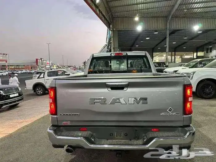 دودج رام2025 لارامى كاش وتاجير منتهى بالتمليك اقل الاسعار 9