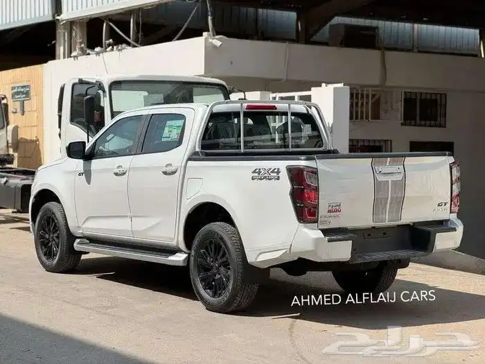 ايسوزو ديماكس جي تي 2026 فل كامل 5