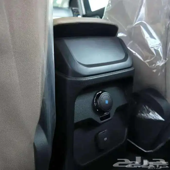 فورد ايفرست XLS 4 4 2025 11