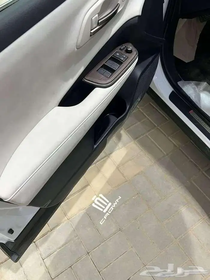 تويوتا كراون بريميوم 2025 9