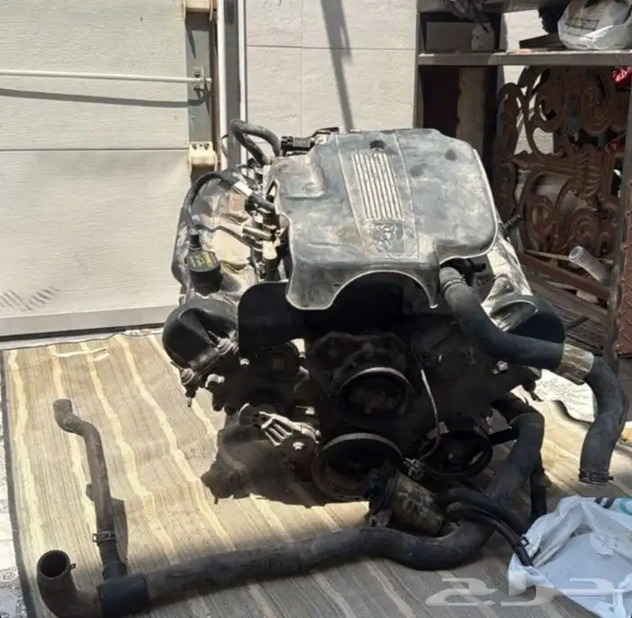 للبيع ماكينة فورد فكتوريا 2011 4