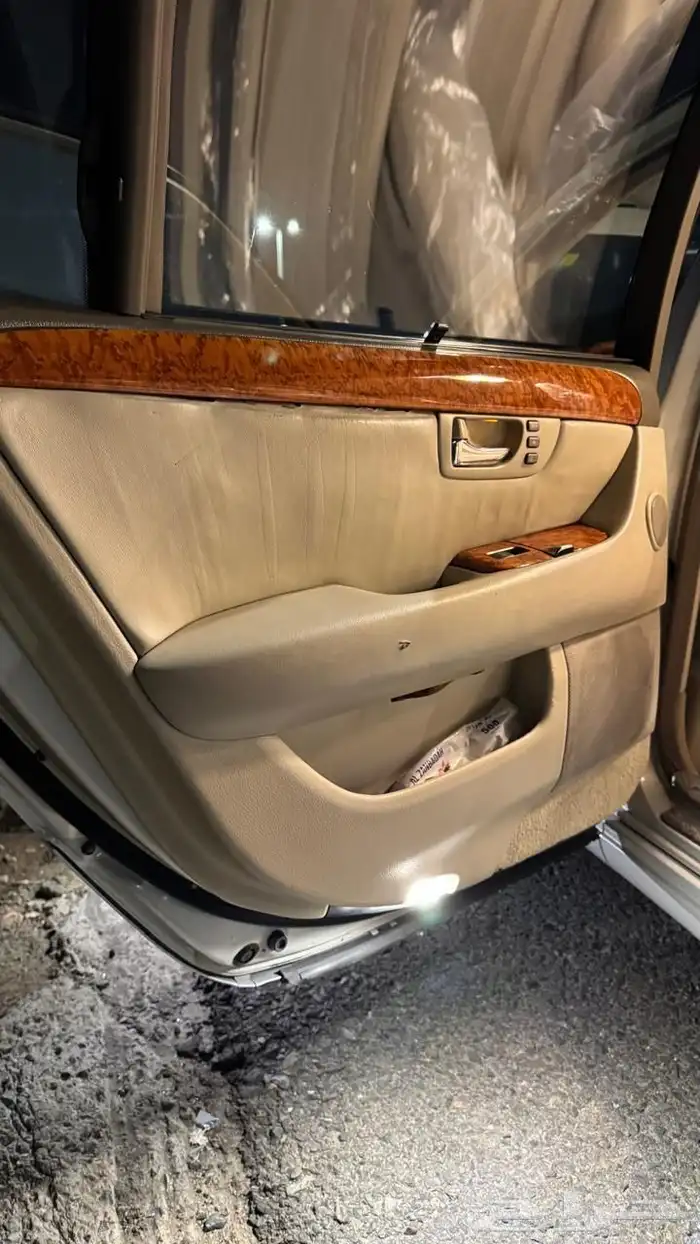 للبيع لكزس 430 موديل 2004 4