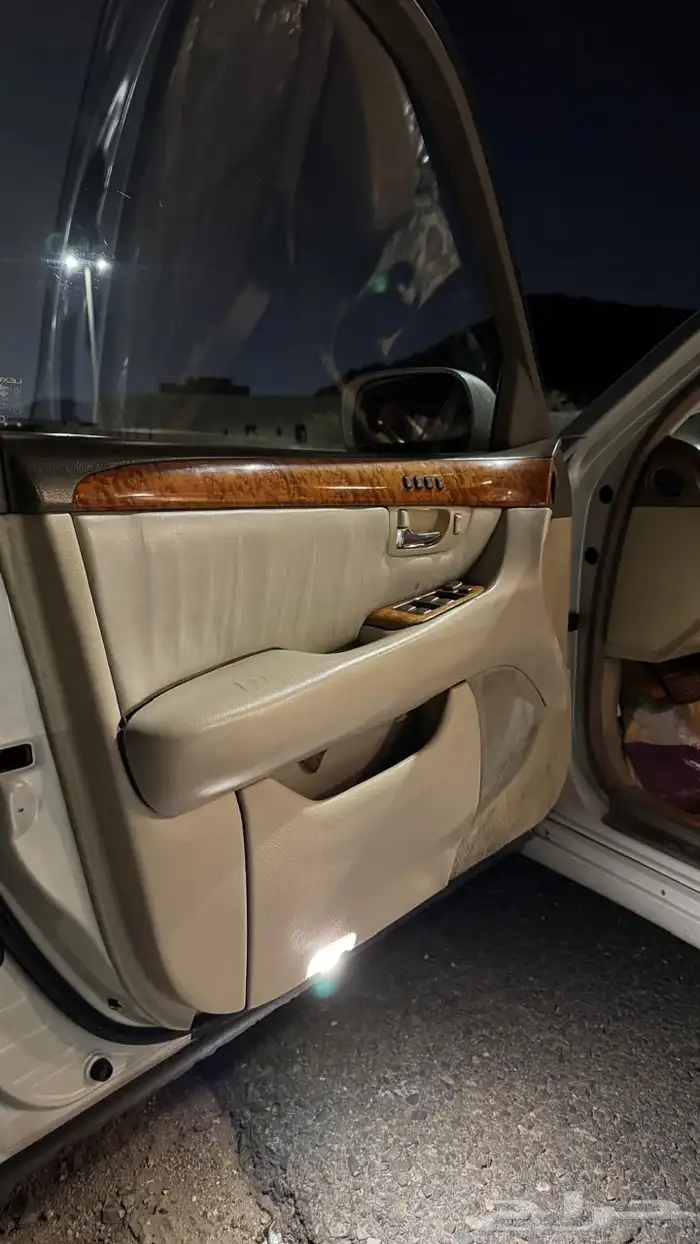 للبيع لكزس 430 موديل 2004 14