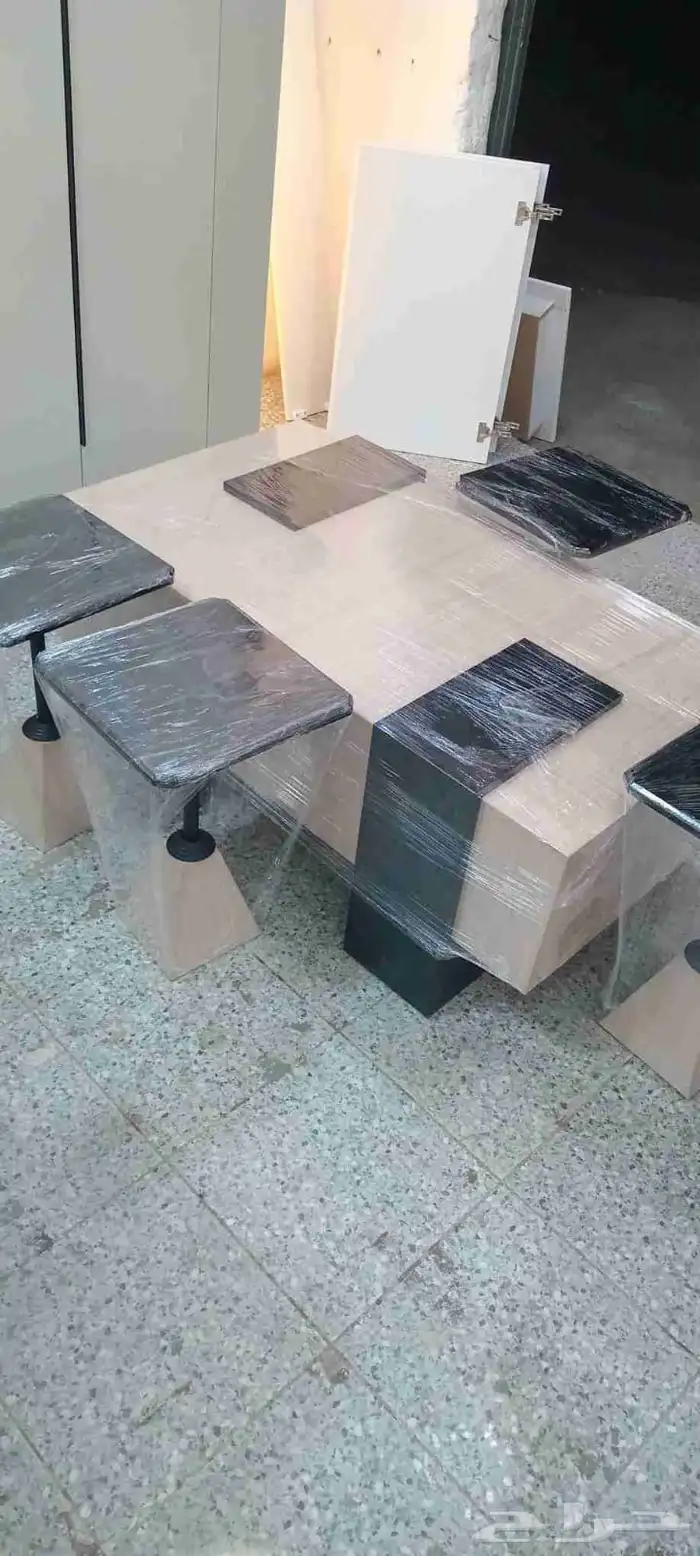 تفصيل غرف نوم وتركيب ديكورات الخشبية والتنجيد 6