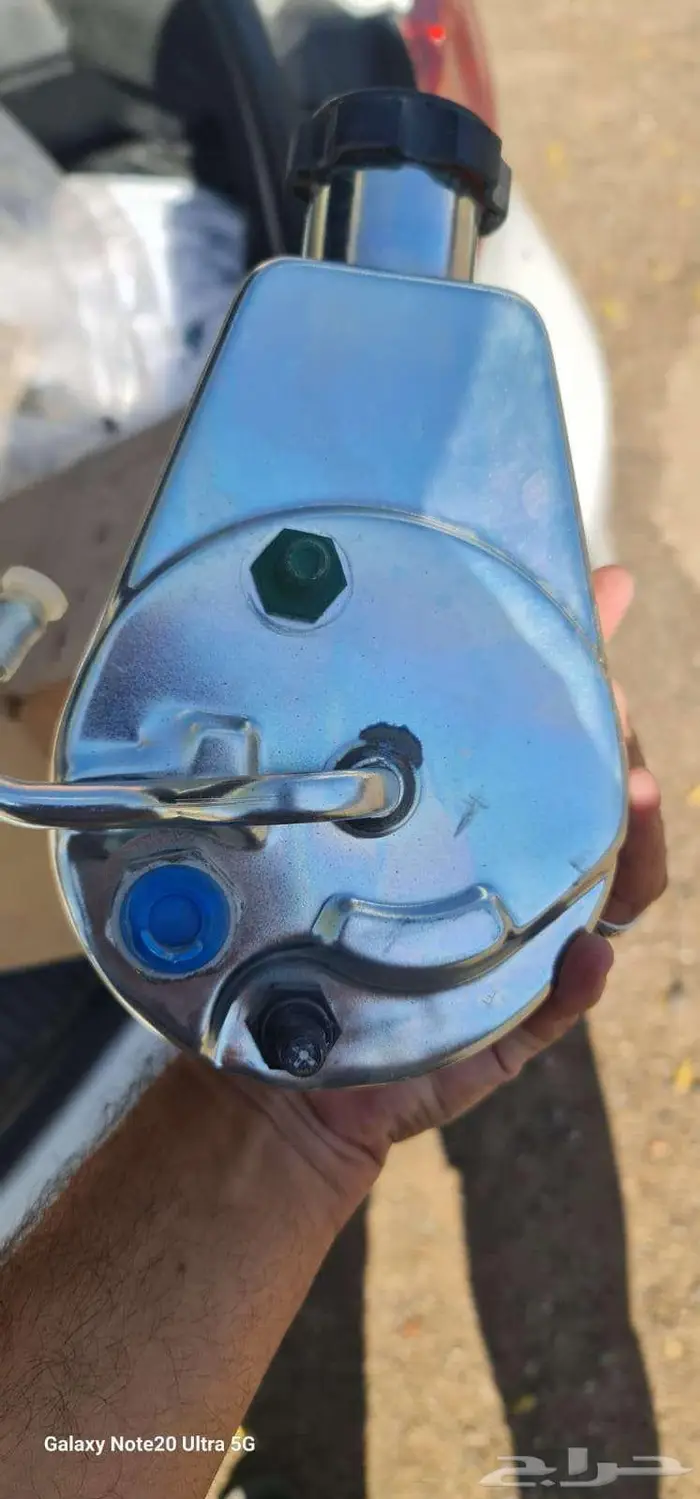 قطع غيار سيارات قديمة 0