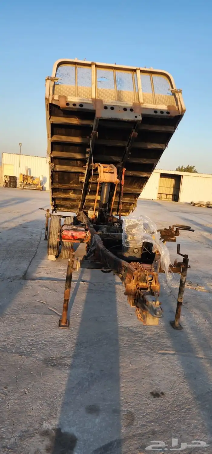 للبيع سطحة قلاب هيدروليك مع مولد 2