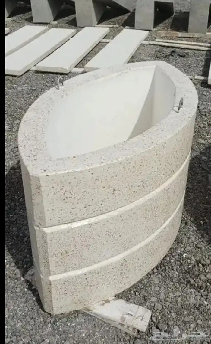 كراسي خرسانية واحواض زرع 48