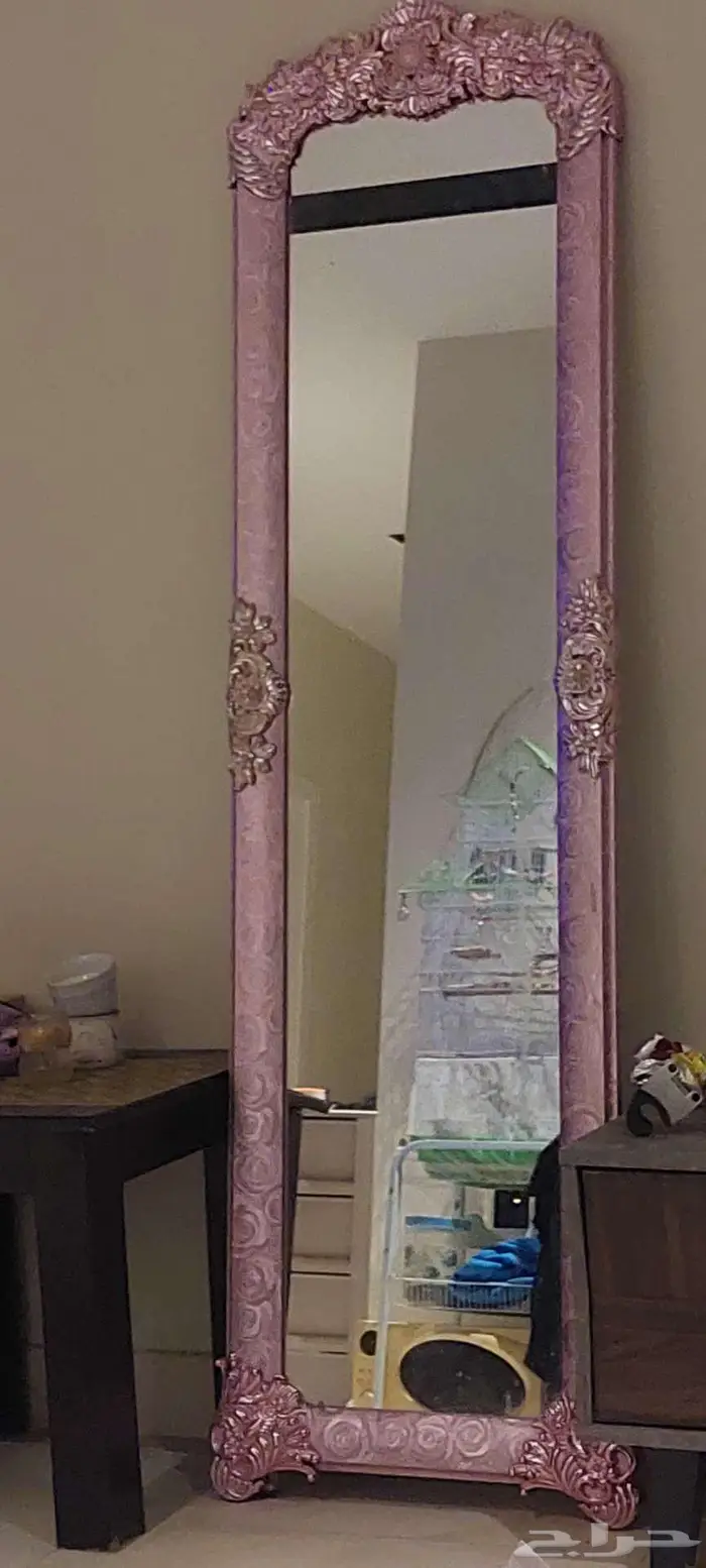 مراية مع استاند خلفي للوقوف 0