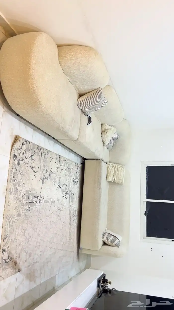 كنب للبيع بوكليه مودرن السعر قابل للتفاوض 3