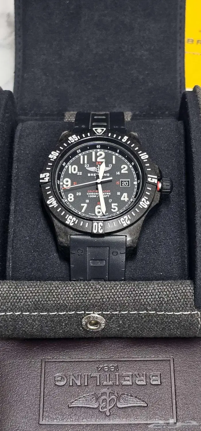 ساعه Breitling بريتلينغ اصليه كاربو فايبر خفيفه 13