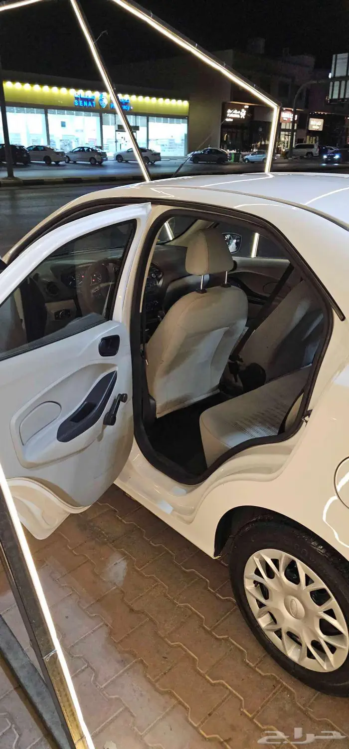 فورد فيجو 2018 9