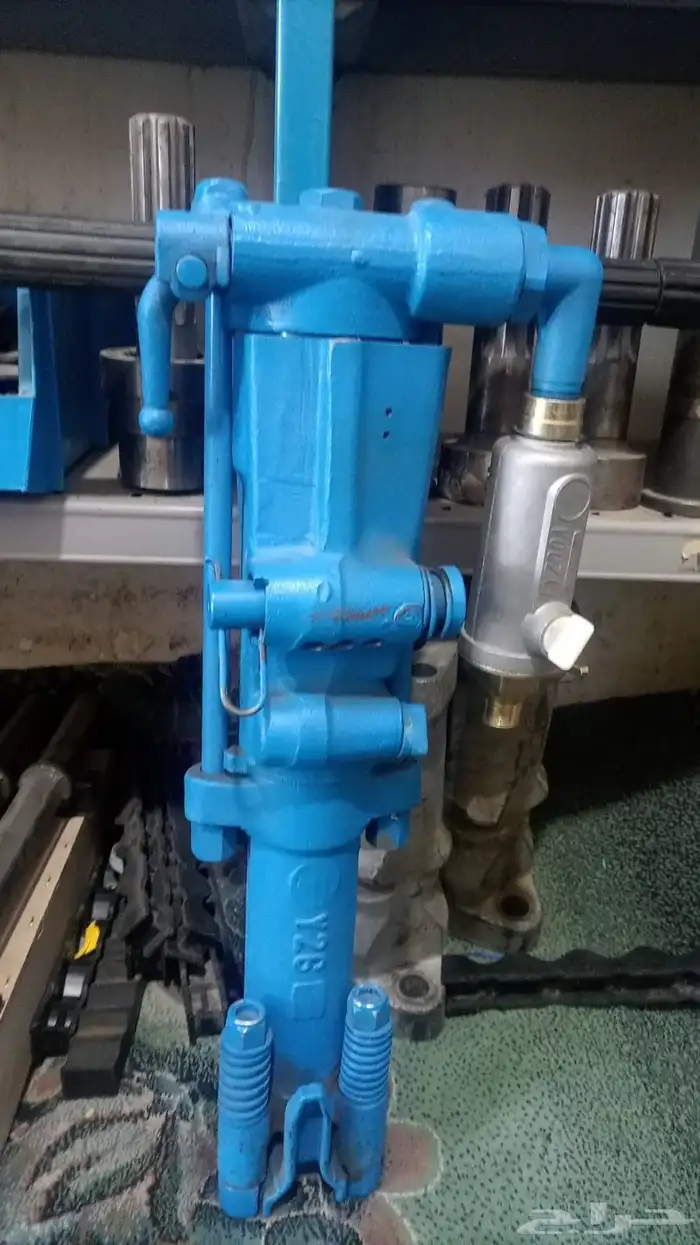 مبروسر حفار ت سير حجر خرم حجر 1