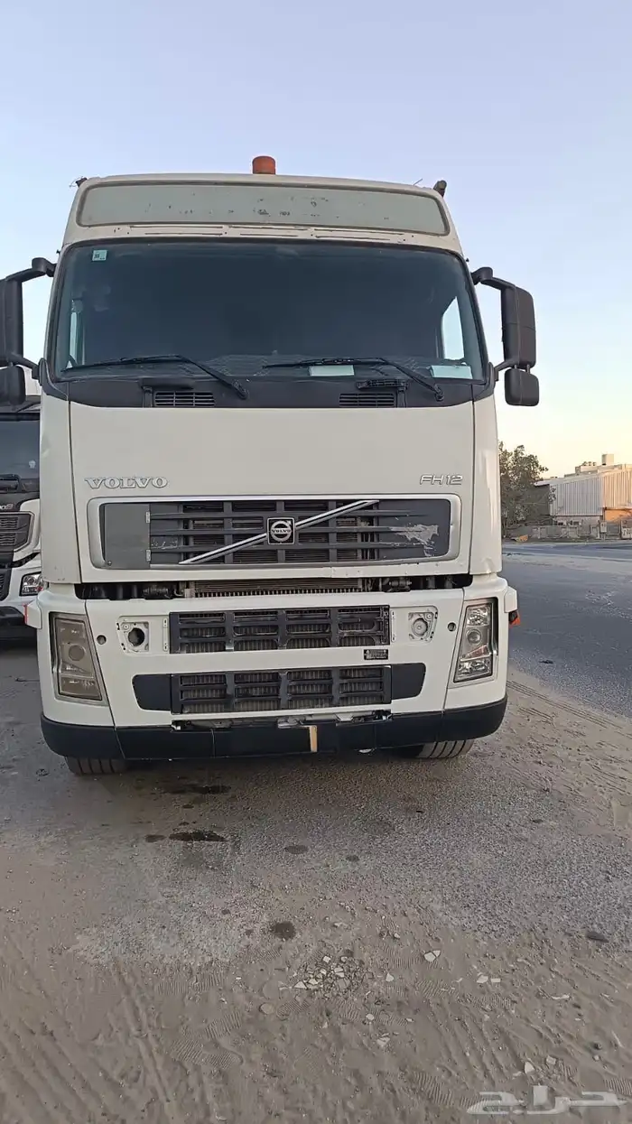 لبيع شاحنة فولفو 2006 3