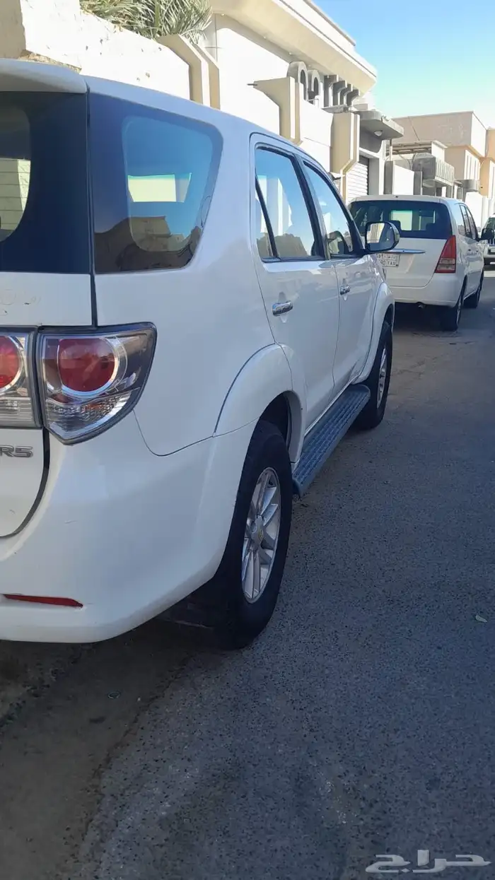 سيارة فورتشنر 2013 0