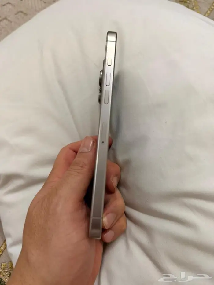 آيفون 16 بروماكس تيتانيوم 256 غ.ب 3