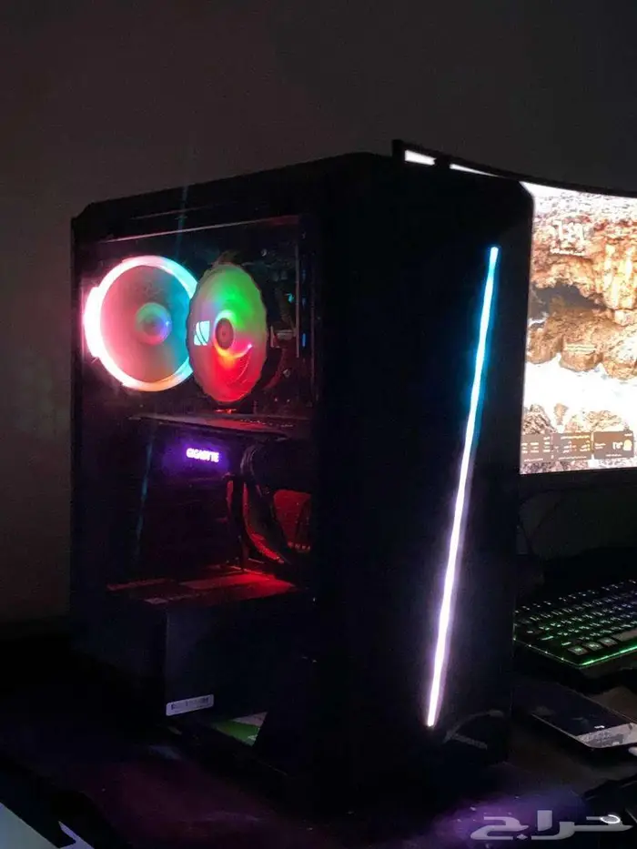 للبيع كمبيوتر مكتبي كامل بحالة ممتازة 14