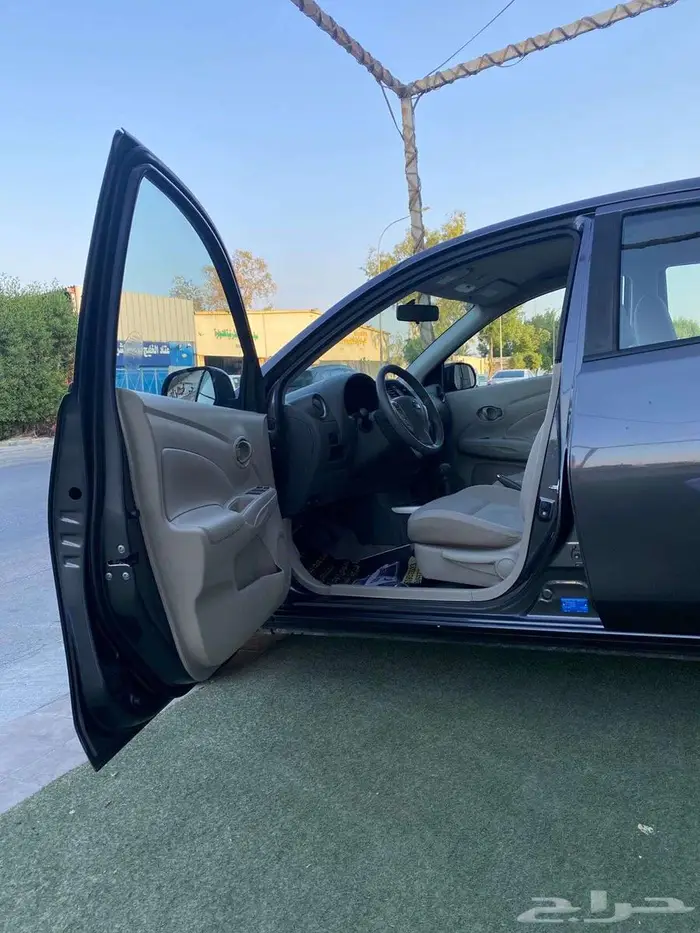 نيسان صني Classic فل كامل 2023 للبيع 26