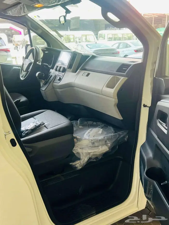 تويوتا هاي اس ركاب سقف عالي اوتوماتيك ديزل 2025 9