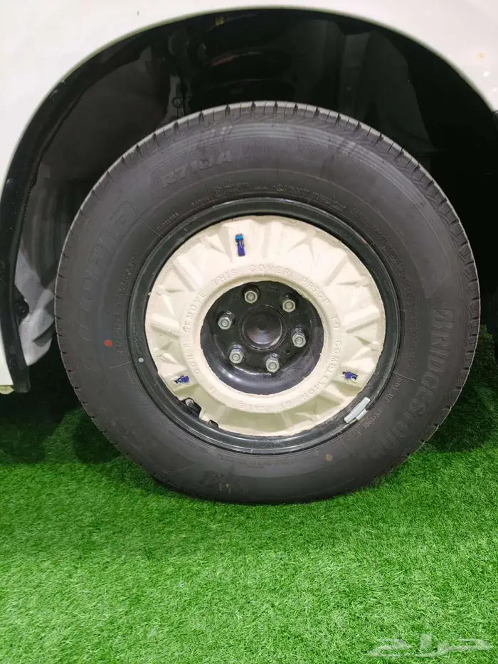 تويوتا هايس فان بضاعة ديزل سقف عالي جير اتوماتيك 2026 7