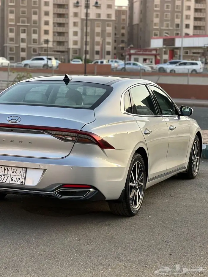 هونداي ازيرا 2023 السعر 73 الف 6