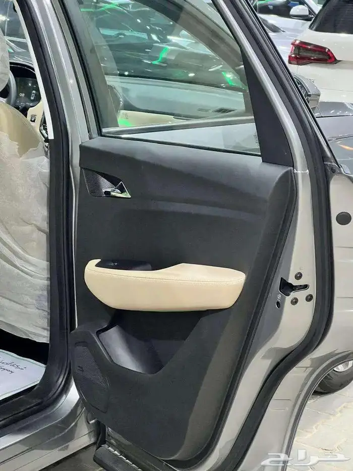 شفروليه كابتيفا فل كامل لون اسود موديل 2025 14